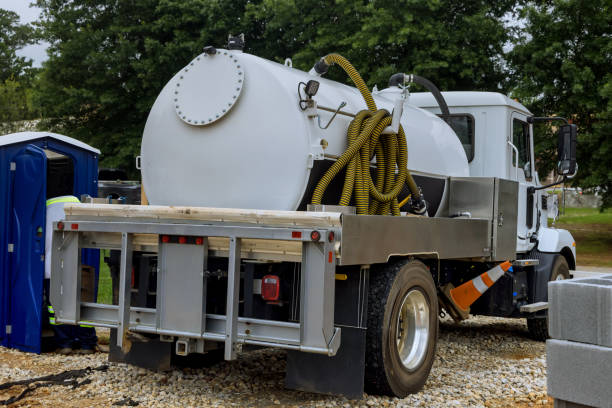 Affordable portable toilet rental in Jonesboro, IN